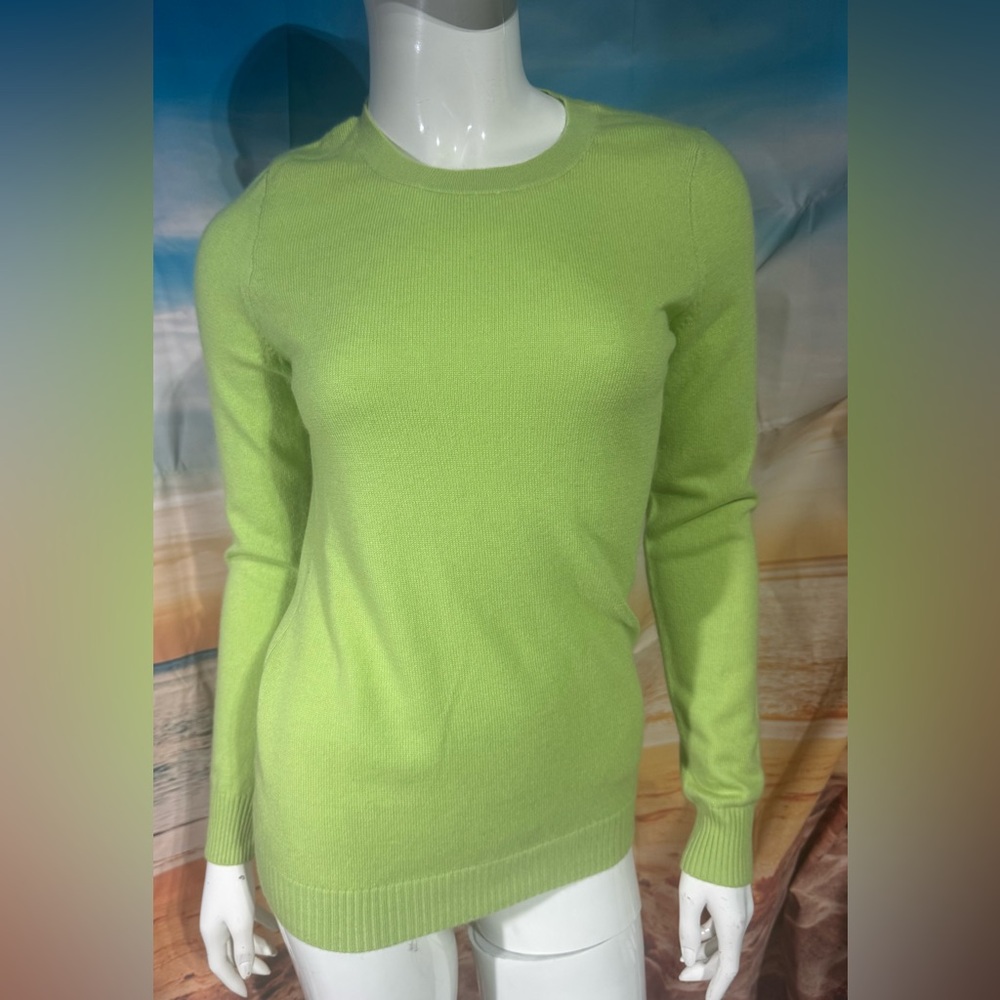 McDuff Essentials 100% Cashmere Sweater